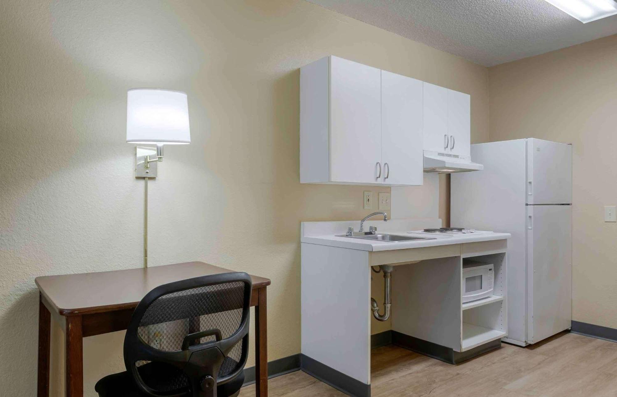 Extended Stay America Select Suites - Houston - Sugar Land Exterior foto